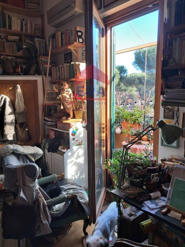 appartamento in vendita a Roma in zona Appio Latino