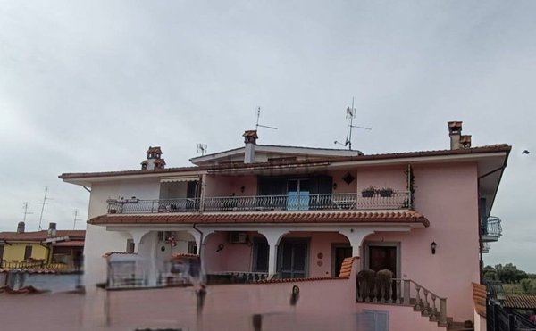 appartamento in vendita a Roma in zona Trigoria