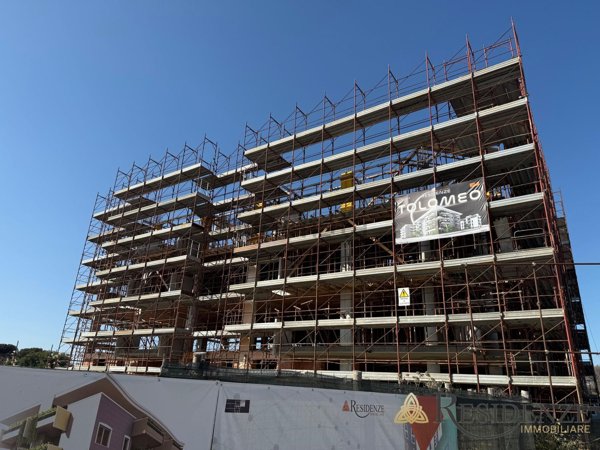 appartamento in vendita a Roma in zona Ostiense