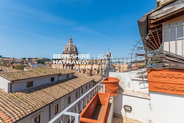 appartamento in vendita a Roma in zona Campo Marzio