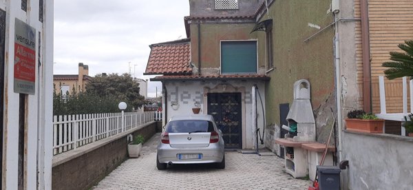 appartamento in vendita a Roma in zona Cesano