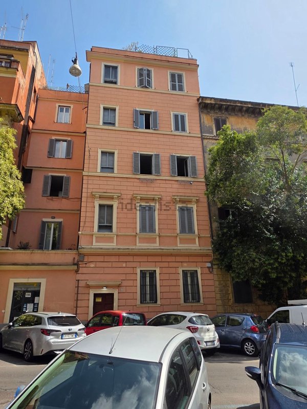 appartamento in vendita a Roma in zona Esquilino