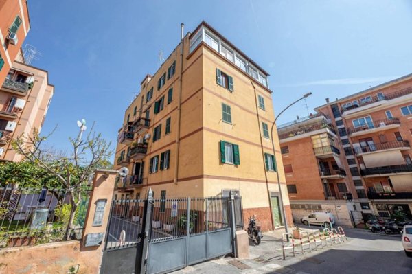 appartamento in vendita a Roma in zona Portuense