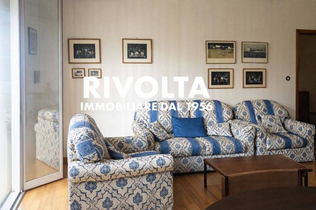 appartamento in vendita a Roma in zona EUR