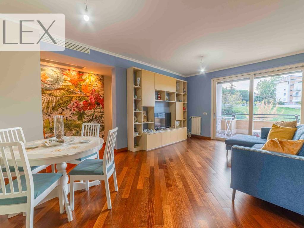 appartamento in vendita a Roma in zona Gianicolense