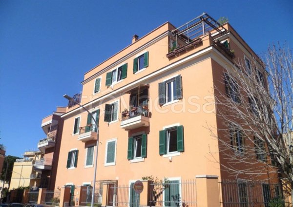 appartamento in vendita a Roma in zona San Saba - Ripa