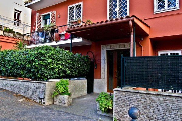 appartamento in vendita a Roma in zona Gianicolense