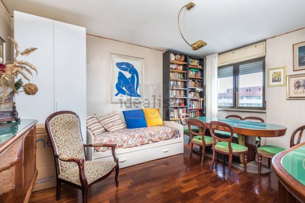 appartamento in vendita a Roma in zona Giuliano Dalmata