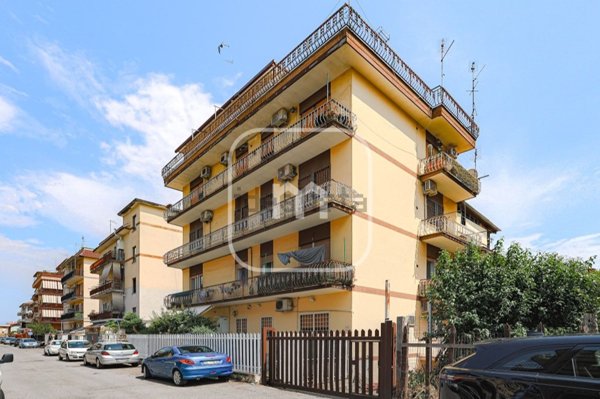 appartamento in vendita a Roma in zona Torre Angela