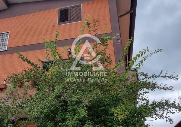 appartamento in vendita a Roma in zona Giardini di Corcolle