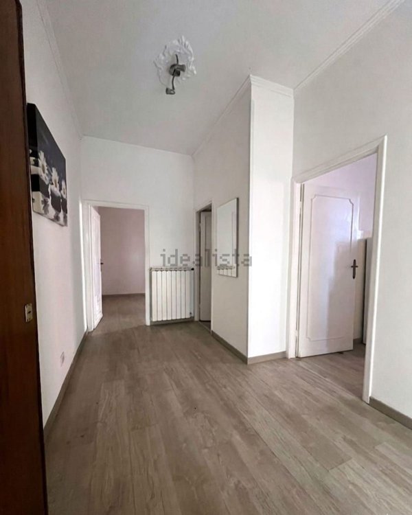 appartamento in vendita a Roma in zona Tomba di Nerone