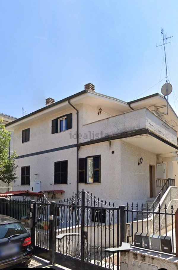 appartamento in vendita a Roma in zona Borghesiana