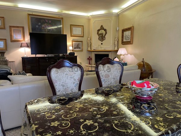 appartamento in vendita a Roma in zona Case Rosse