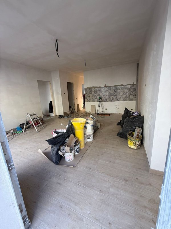 appartamento in vendita a Roma in zona Torre Angela