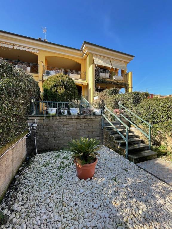 casa indipendente in vendita a Roma in zona La Storta