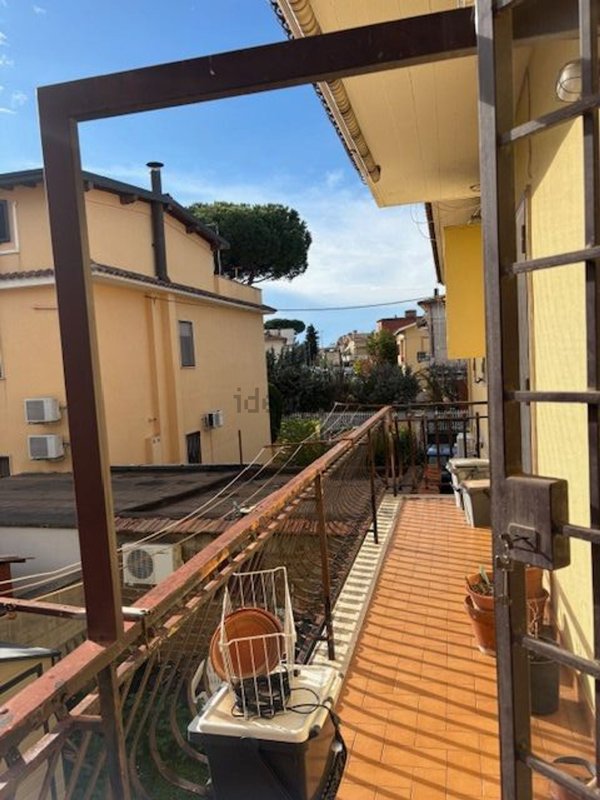 appartamento in vendita a Roma in zona Casal Morena