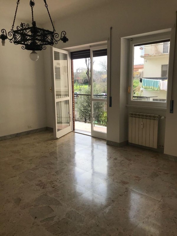 appartamento in vendita a Roma in zona Tuscolano