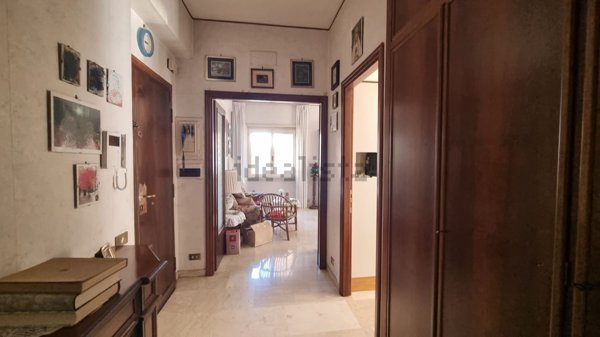 appartamento in vendita a Roma in zona Tomba di Nerone
