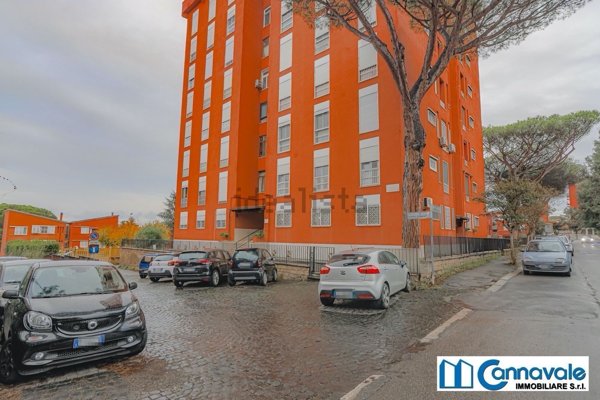 appartamento in vendita a Roma in zona Acilia
