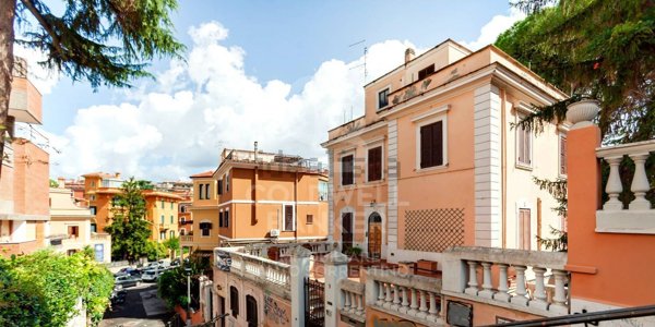 casa indipendente in vendita a Roma in zona Gianicolense