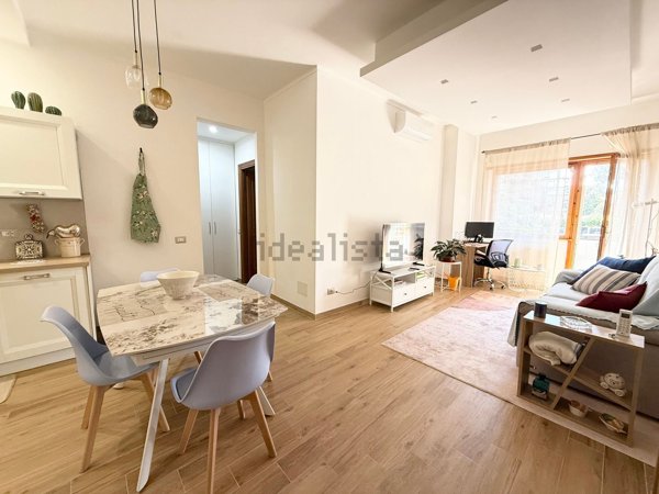 appartamento in vendita a Roma in zona Mostacciano