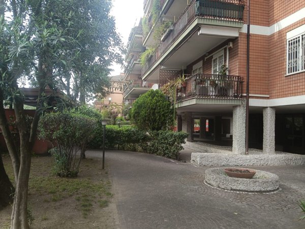 appartamento in vendita a Roma in zona Appio Claudio