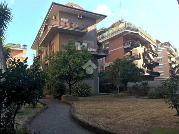 appartamento in vendita a Roma in zona Tuscolano