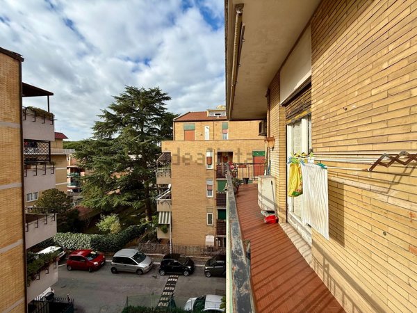 appartamento in vendita a Roma in zona Torrevecchia