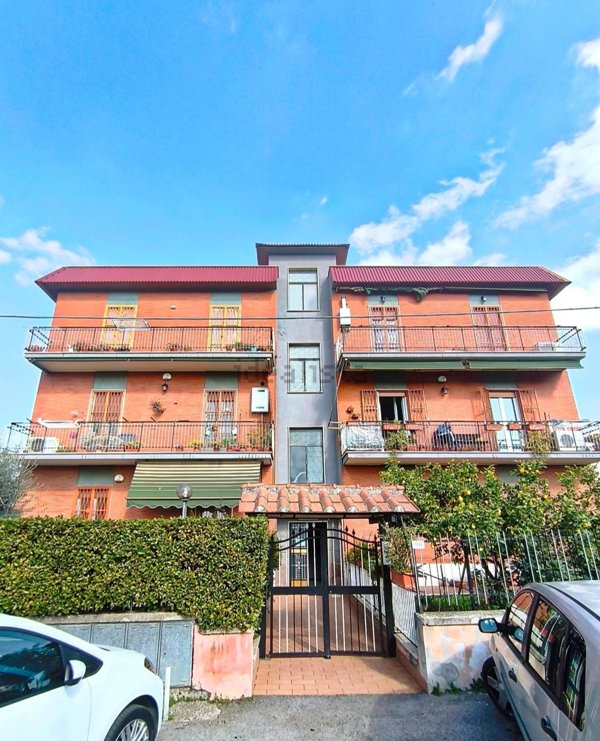 appartamento in vendita a Roma in zona Tor Vergata/Torrenova