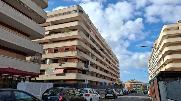 appartamento in vendita a Roma in zona Castel di Leva