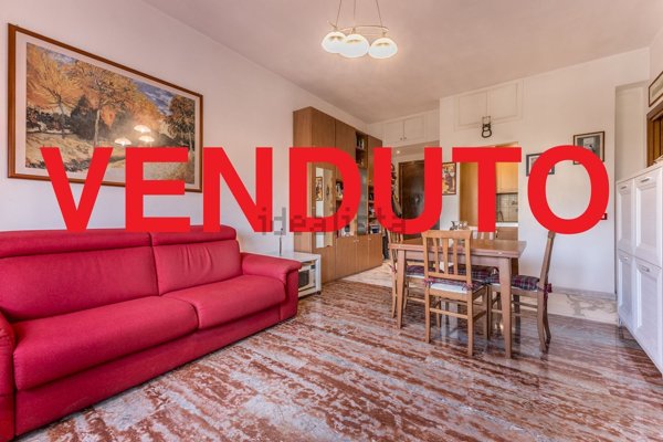 appartamento in vendita a Roma in zona Ardeatino