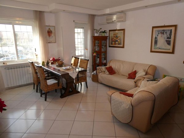 appartamento in vendita a Roma in zona Ostia