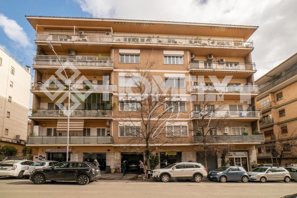 appartamento in vendita a Roma in zona Gianicolense