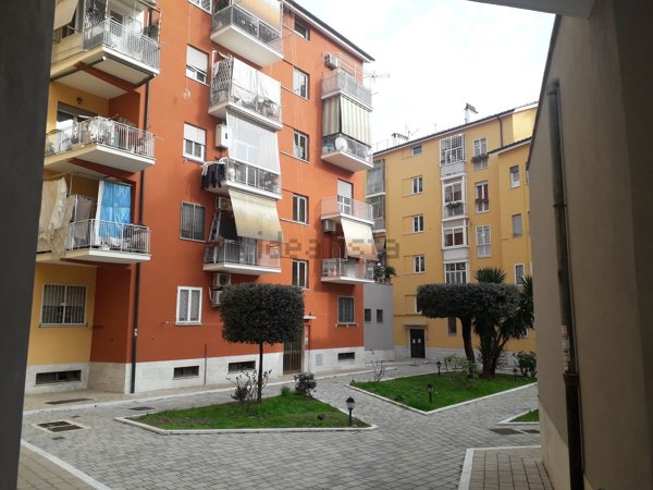 appartamento in vendita a Roma in zona Ostiense