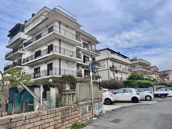 appartamento in vendita a Roma in zona Gianicolense