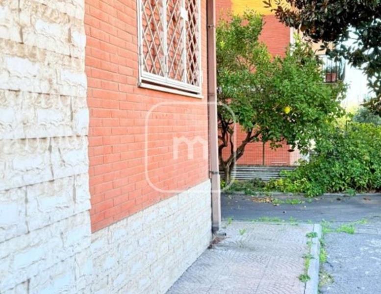 appartamento in vendita a Roma in zona Finocchio