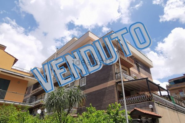 appartamento in vendita a Roma