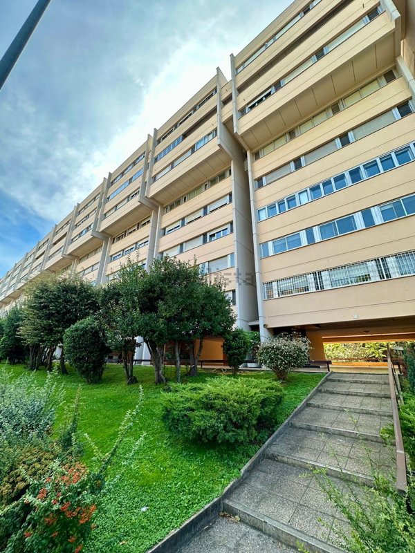 appartamento in vendita a Roma in zona EUR