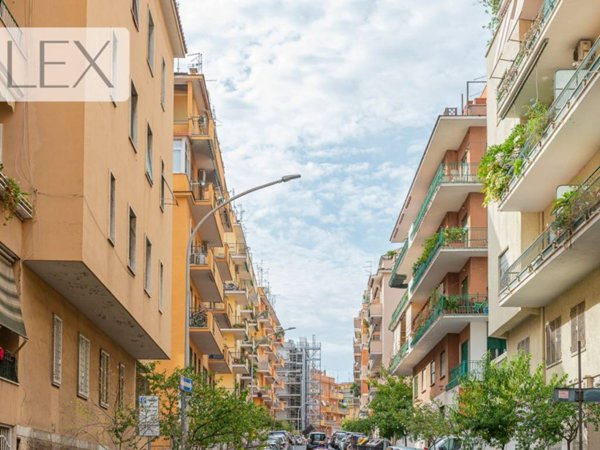 casa indipendente in vendita a Roma
