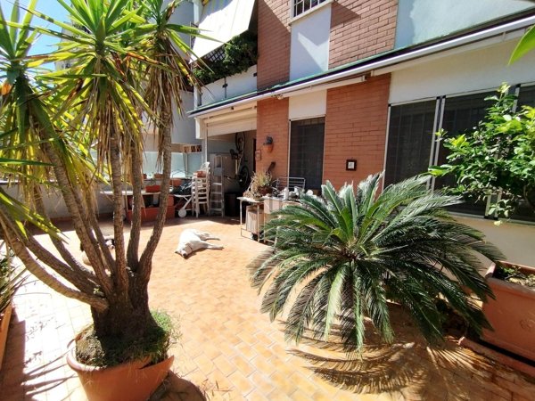 appartamento in vendita a Roma in zona Acilia