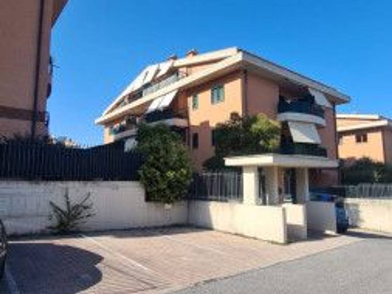 appartamento in vendita a Roma in zona Casal Morena