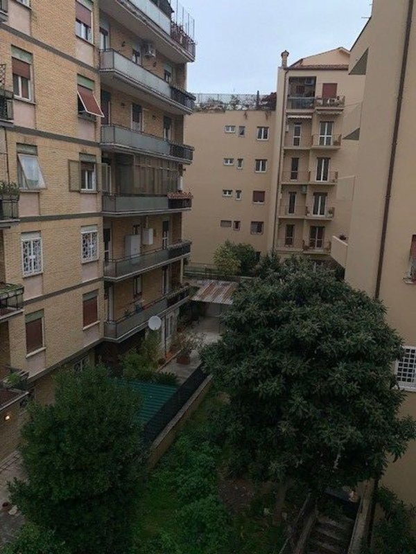 appartamento in vendita a Roma in zona Della Vittoria