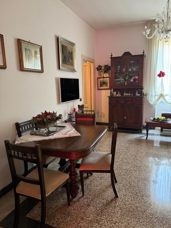 appartamento in vendita a Roma in zona Appio Latino