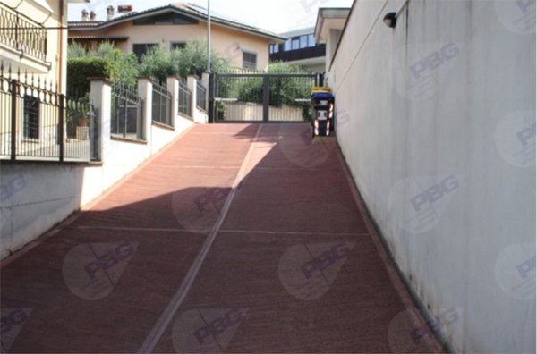 appartamento in vendita a Roma in zona Finocchio