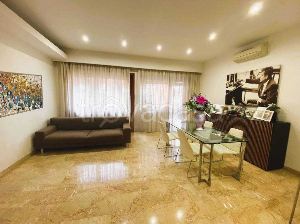 appartamento in vendita a Roma in zona Tuscolano