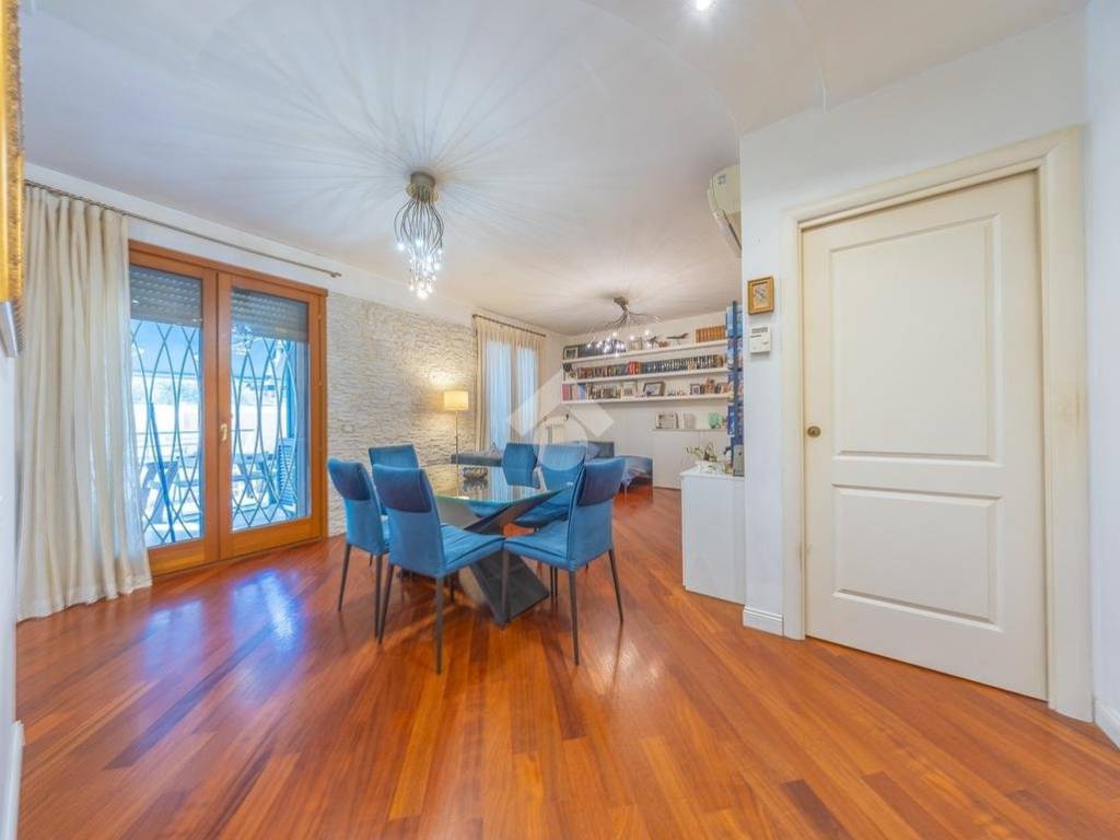 appartamento in vendita a Roma in zona Monte Sacro/Talenti