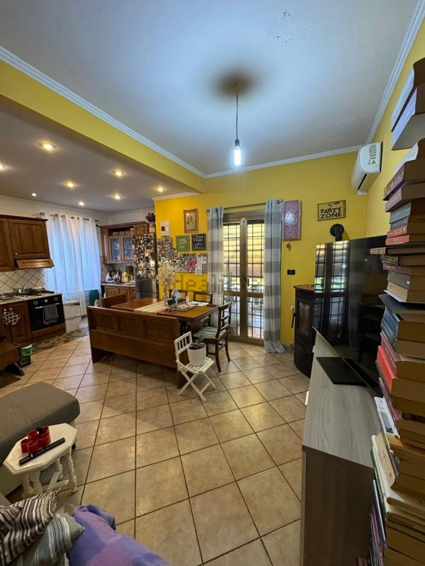 appartamento in vendita a Roma in zona Castel di Leva