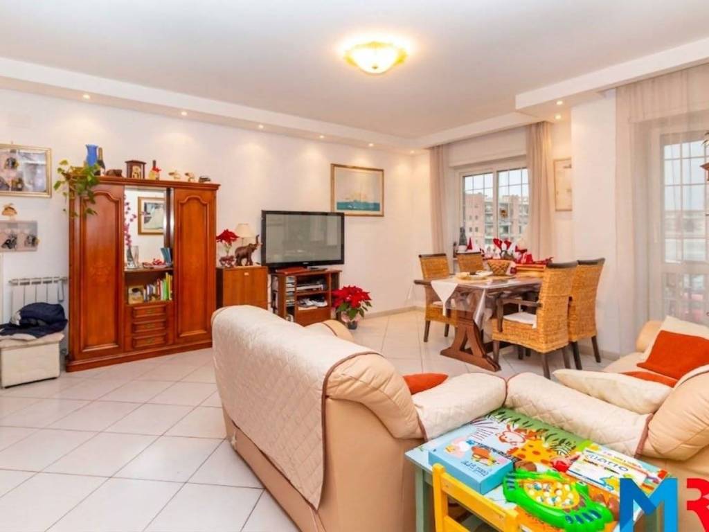 appartamento in vendita a Roma in zona Ostia