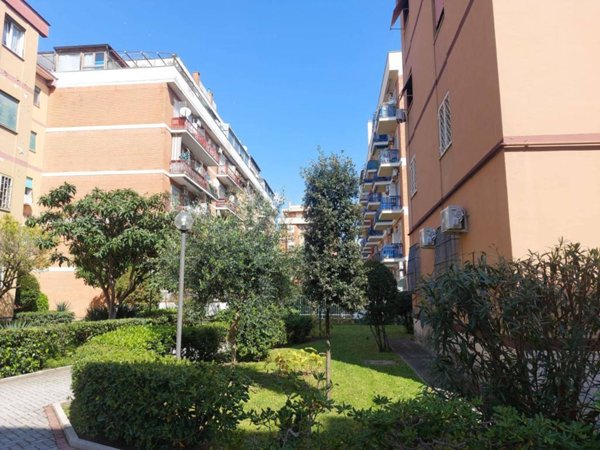 appartamento in vendita a Roma in zona Ostia