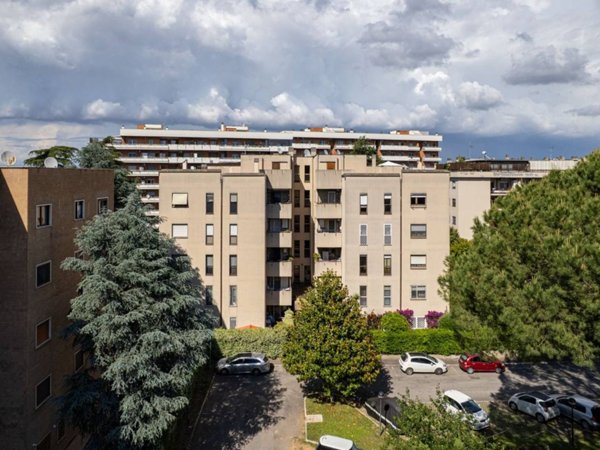 appartamento in vendita a Roma in zona Torrino